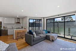 3/1 Lakeview Terrace, Templestowe Lower