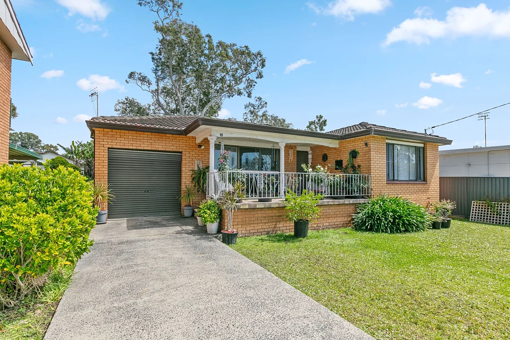 18 Taloma Street, Gorokan, NSW 2263