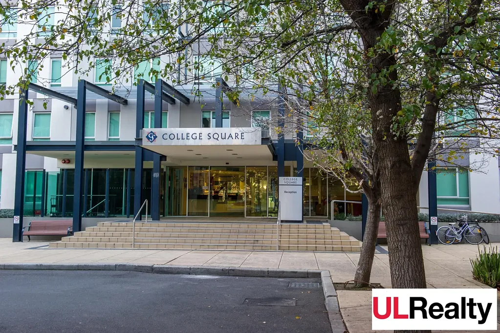 Carlton 2房 以 $295,000-$320,000 的价格进入市场 Step into the market at $295-320,000