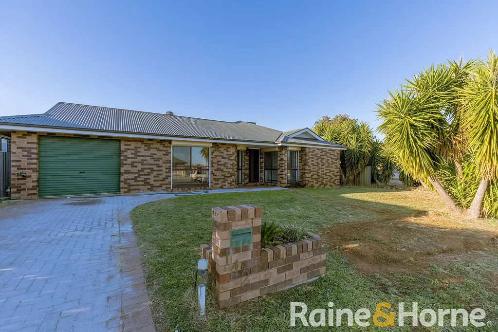 Sought After South Dubbo