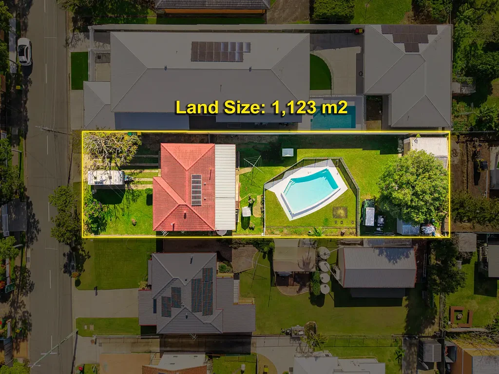 Rochedale South 3 Slaapkamer HUGE 1,123m² Block in a Prime Location