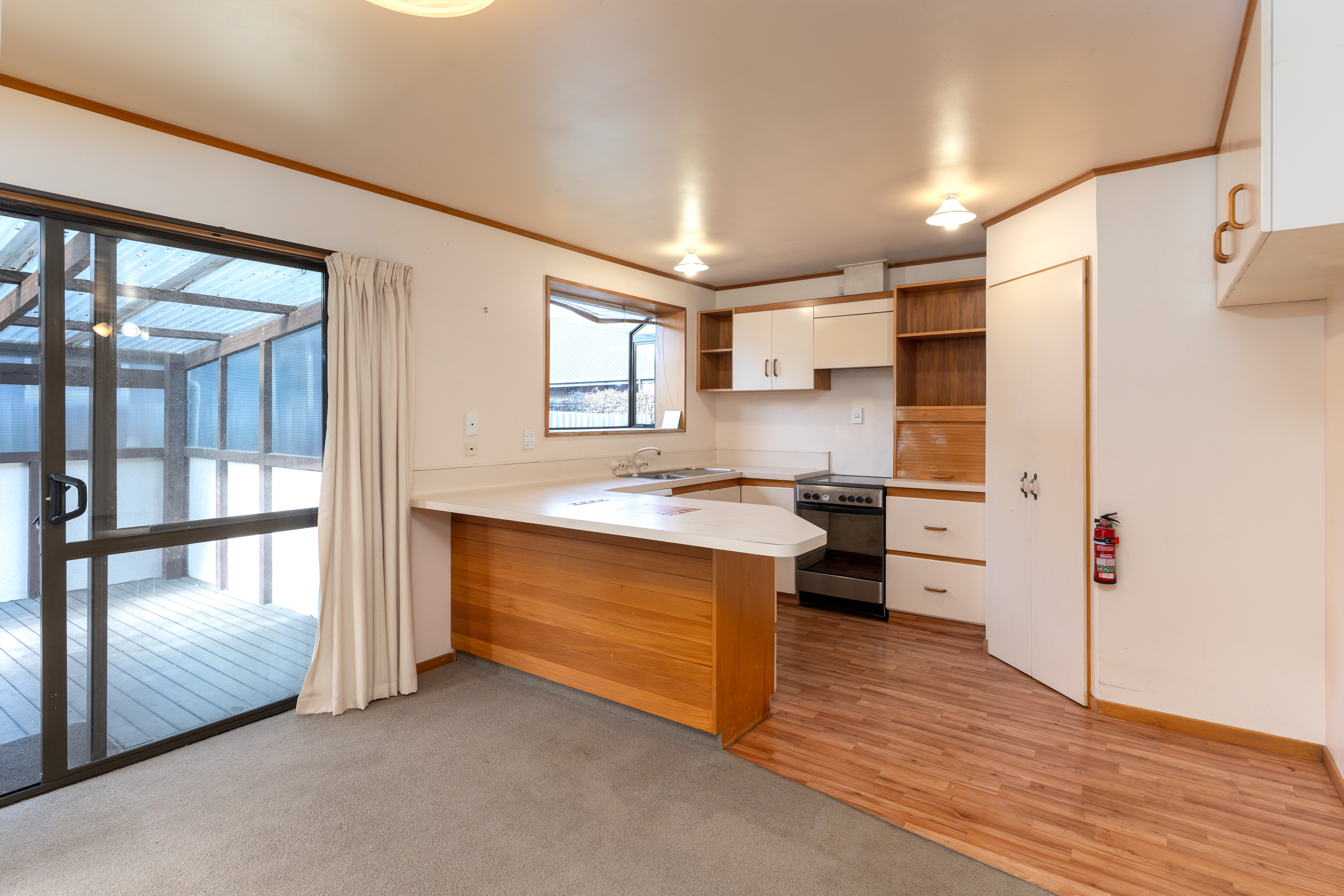 2/162 Main Road, Redcliffs, Christchurch, 3房, 0浴