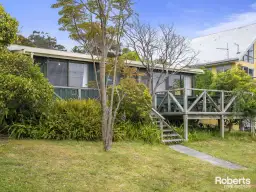 162 Tasman Highway, Bicheno