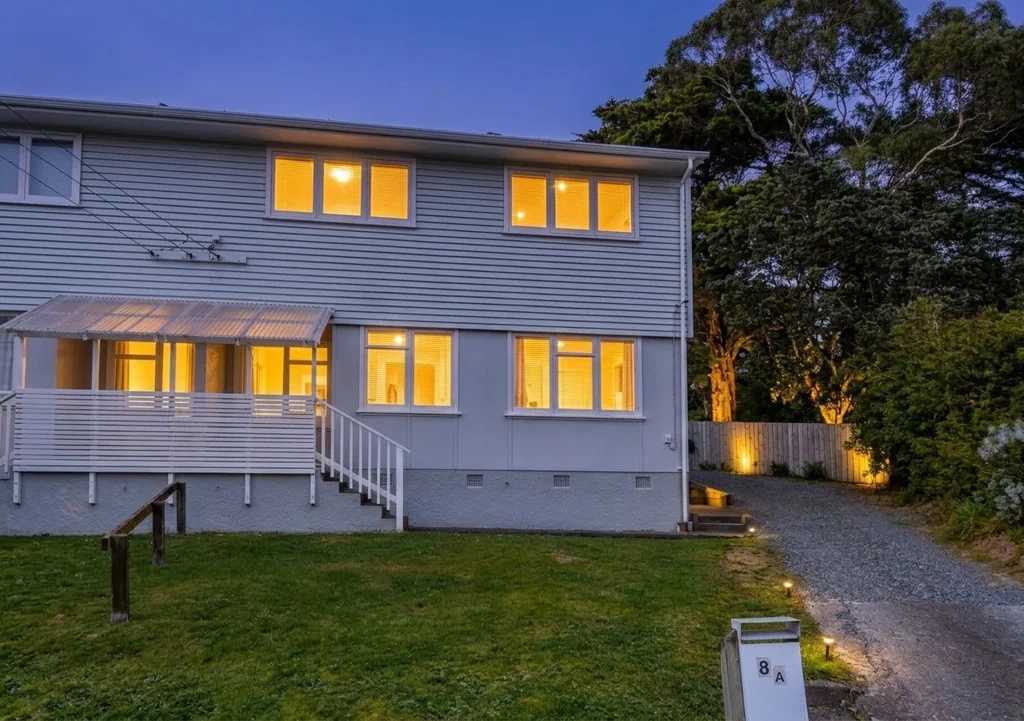 3-BEDROOM, MODERNISED HOME