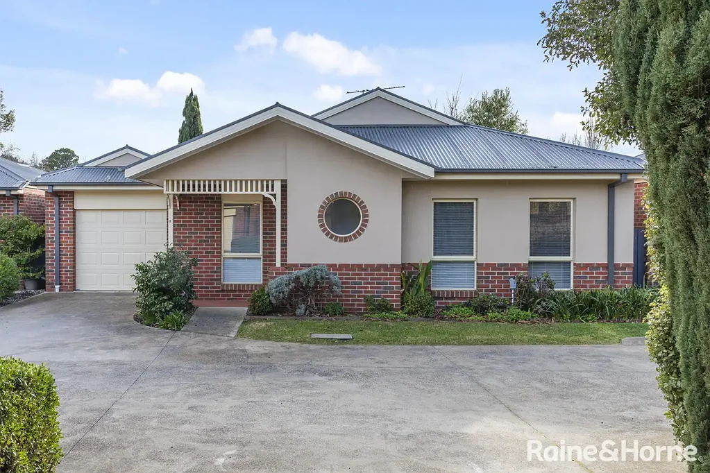 2/6-8 Rodney Street, Gisborne, VIC 3437