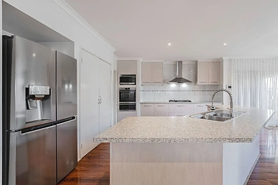 31 Rhine Drive, Roxburgh Park, VIC 3064, 5 slaapkamers, 2 badkamers, House