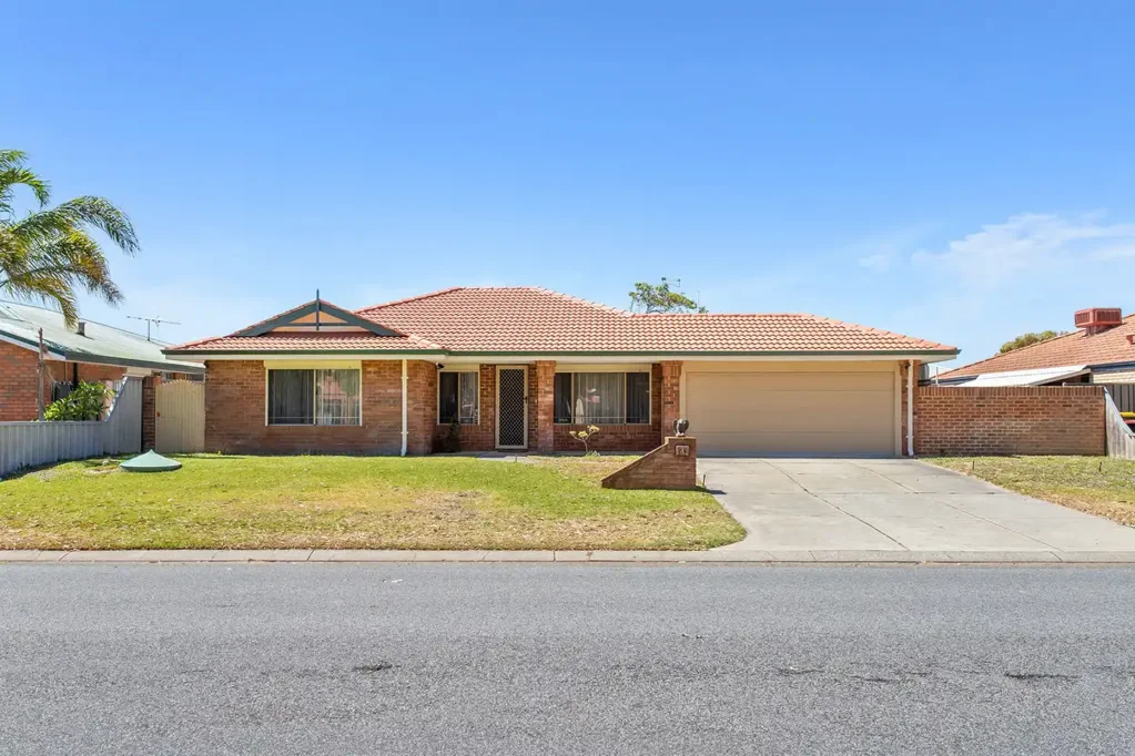 4 Achiever Avenue, Port Kennedy, WA 6172