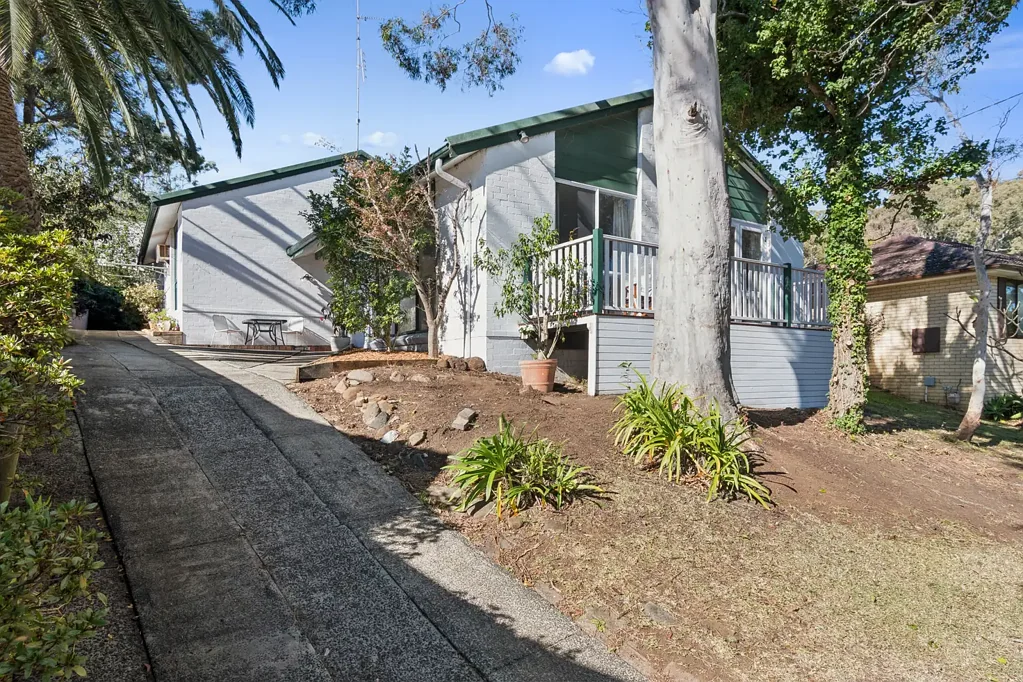 Dapto 4 Slaapkamer Character, Charm & Endless Potential in a Premier Leafy Setting