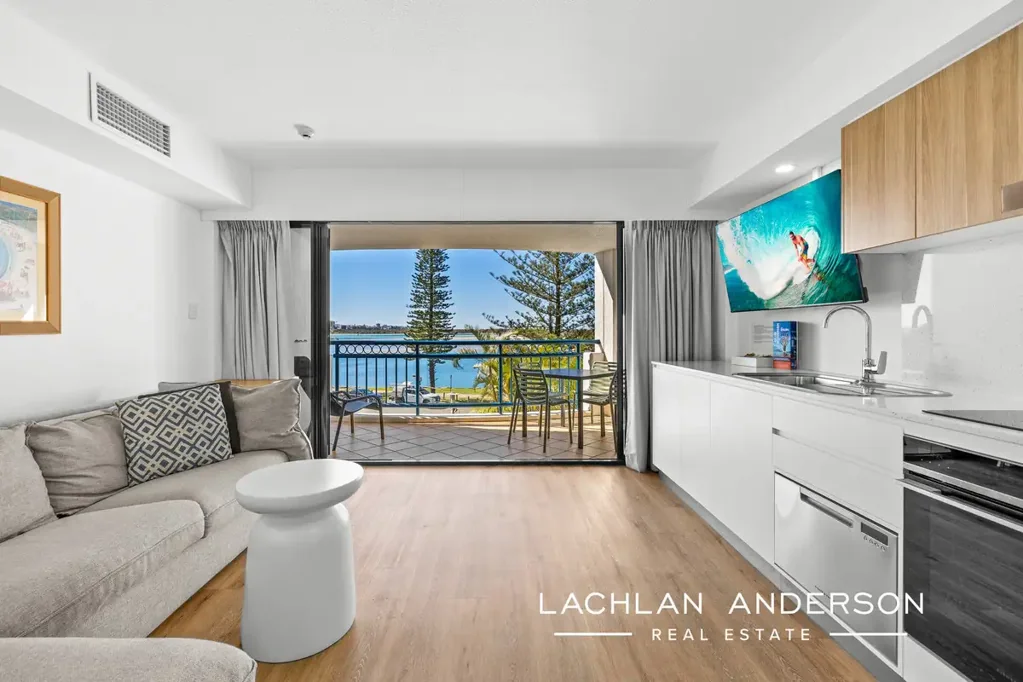 Golden Beach 1 Bedroom LOCATION, VIEWS & LIFESTYLE