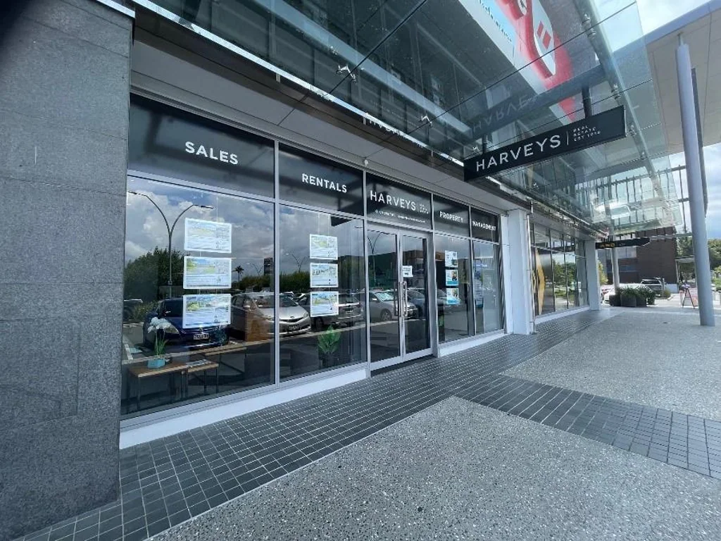 Takanini Well Located Retail in Popular Centre