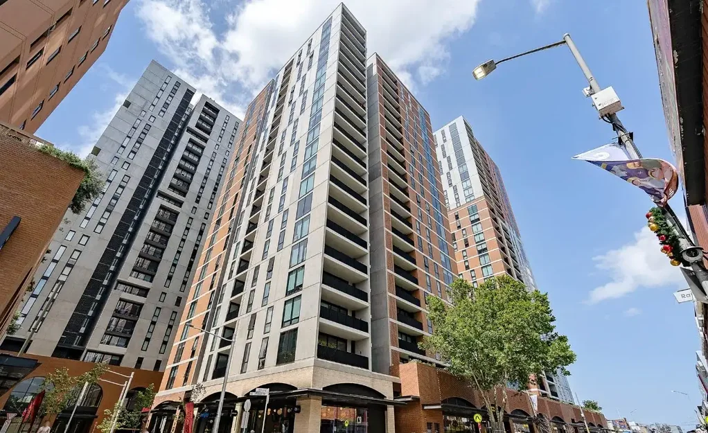 Modern Studio Apartment with Resort Style Facilities!
