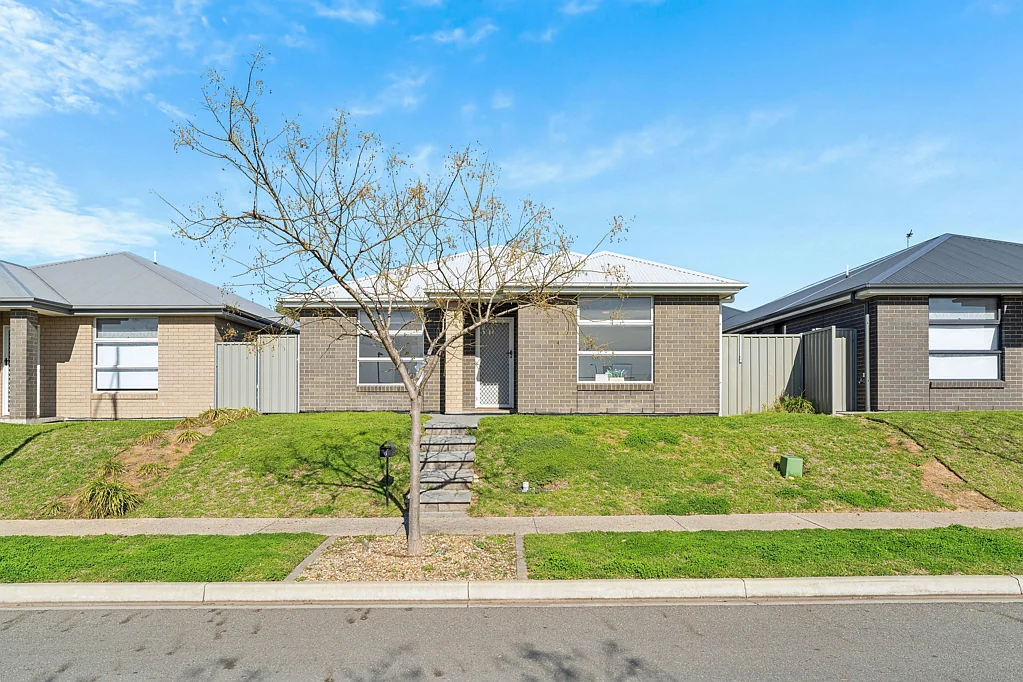 6 Clark Road, Seaford Heights, SA 5169