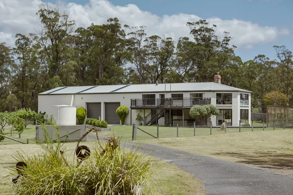 St Helens 4ห้องนอน Luxurious Privacy - Minutes From Town & Beaches