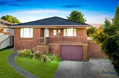 Wallan 3Habitaciones LOCATION AND CONVENIENCE!  PERFECT OPPORTUNITY FOR REDEVELOPMENT Call on 0413 673 908
