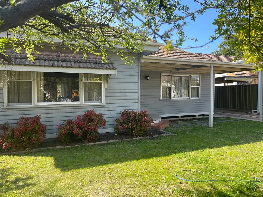 Charming & Spacious Home!