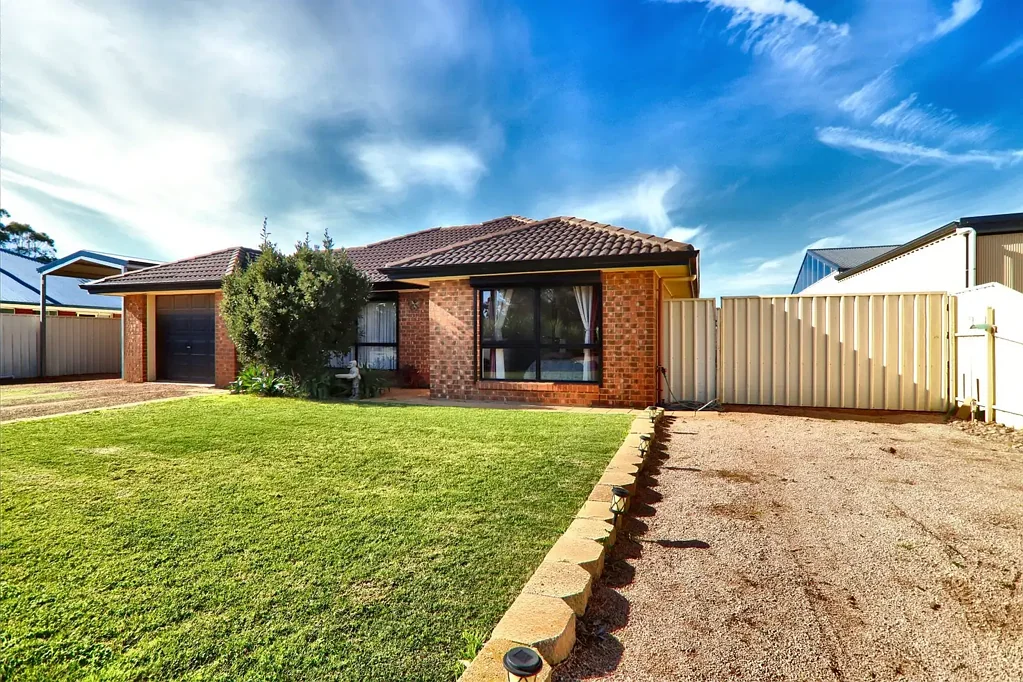 Kadina 3房  COMFORTABLE FAMILY HOME