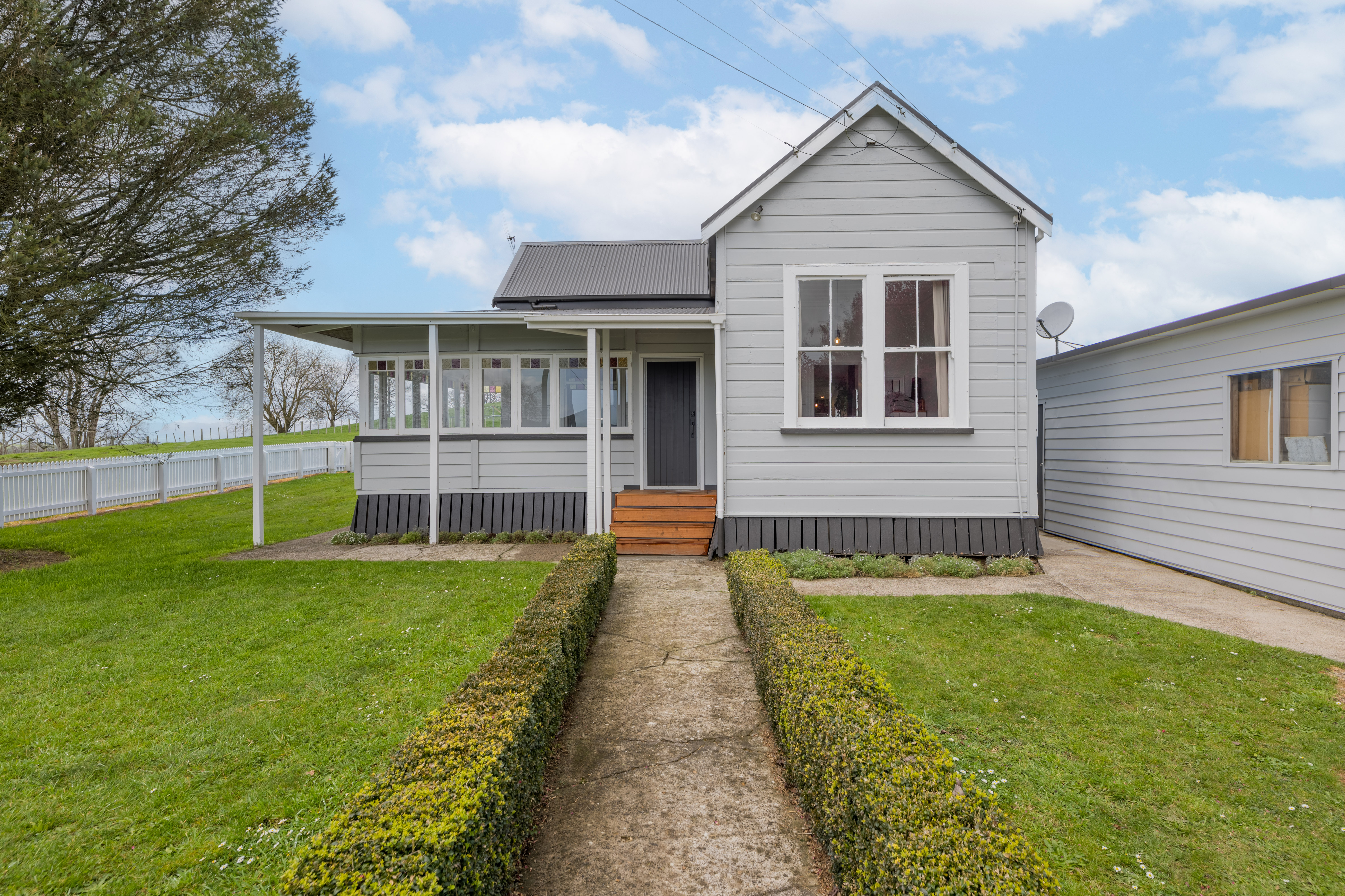 1347 State Highway 1, Tirau