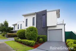 1/78 Churnwood Drive, Fletcher