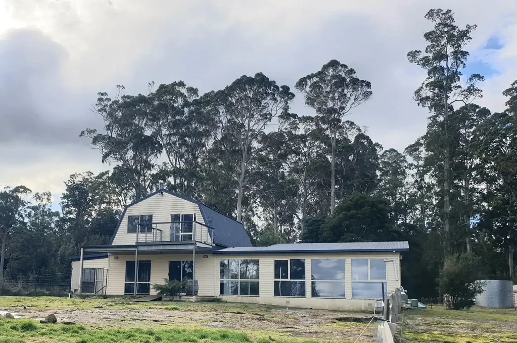 Nook 3房  "Heavens Gate" - Private 4.16ha Retreat with Breathtaking Mt Roland Views