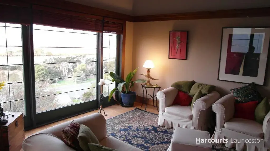 Views, Space and Charm - the Trevallyn Trifecta!