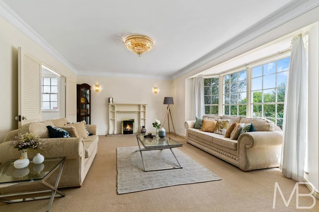 Impressive Family Residence On Level Land In Walk-To-Rail Locale