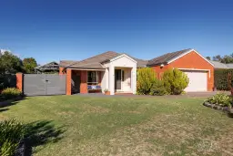 1 AVONDALE DRIVE, Wodonga