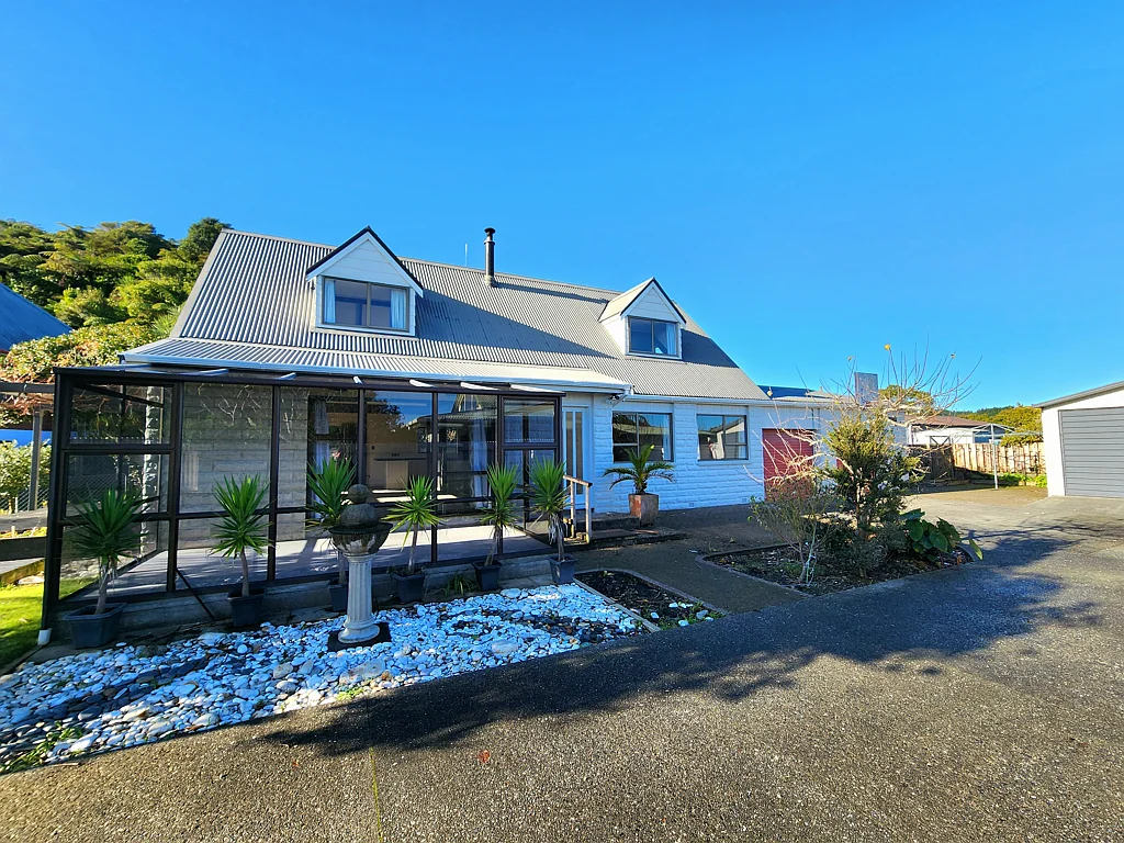 Karoro 4房  Spacious and well-located