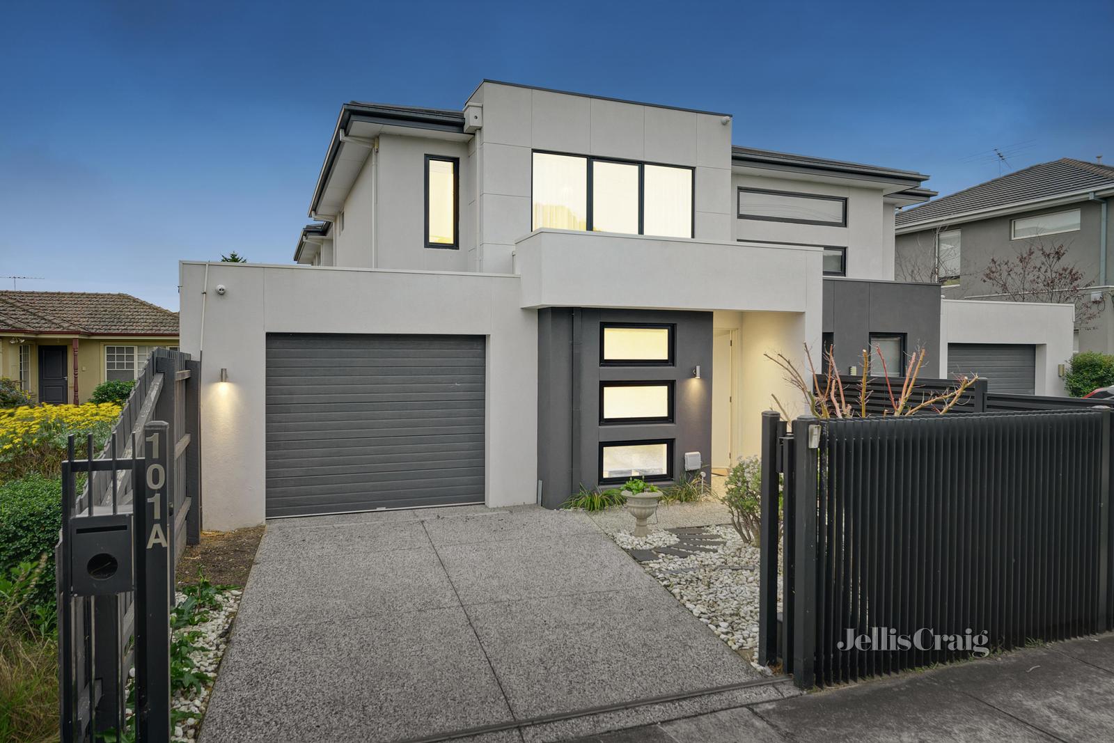 101A OAKLEIGH RD, CARNEGIE VIC 3163, 0 chambres, 0 salles de bain, Townhouse