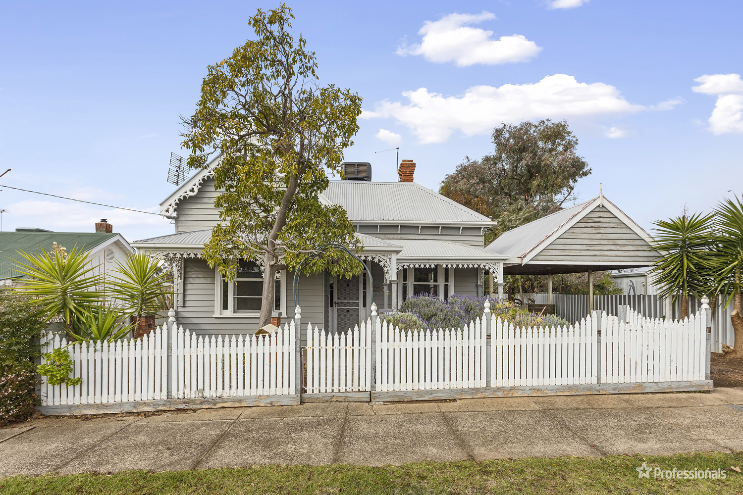 36 BURNS ST, MARYBOROUGH VIC 3465, 0房, 0浴, House