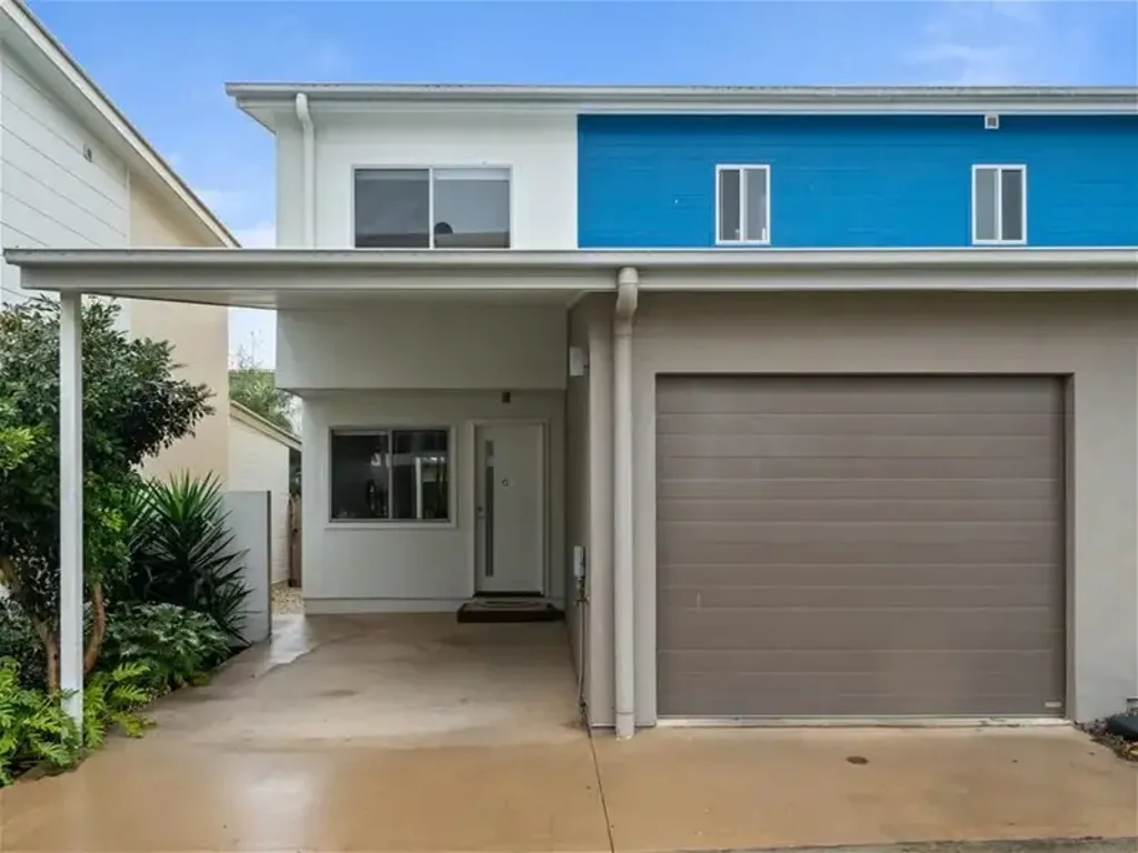 $750/week furnished