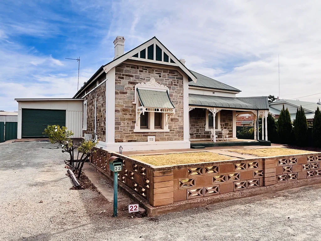 22 Fourth Street, Orroroo, SA 5431