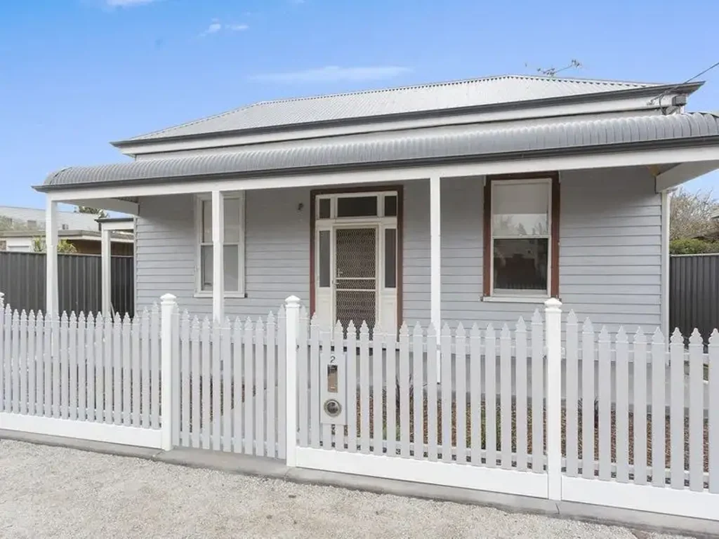 FULLY FURNISHED - CONTACT AGENT FOR AVAILABILITY