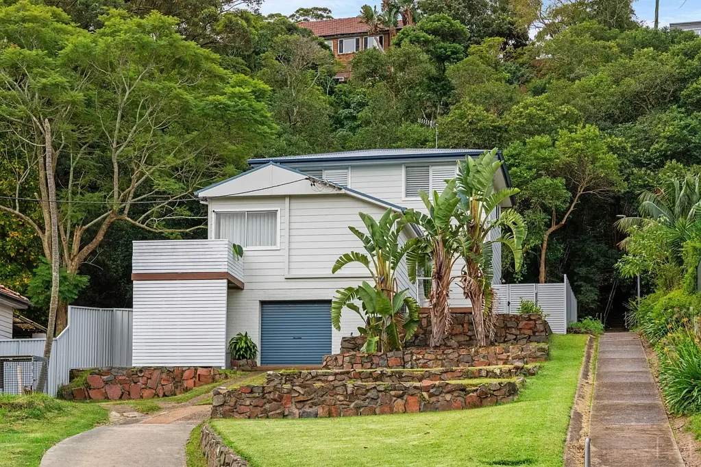 Garden Suburb 4房  Renovated Family Living with Peaceful Treetop Views