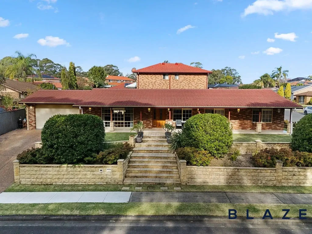 Stylish, Spacious & Superbly Located - The Ultimate Family Home!