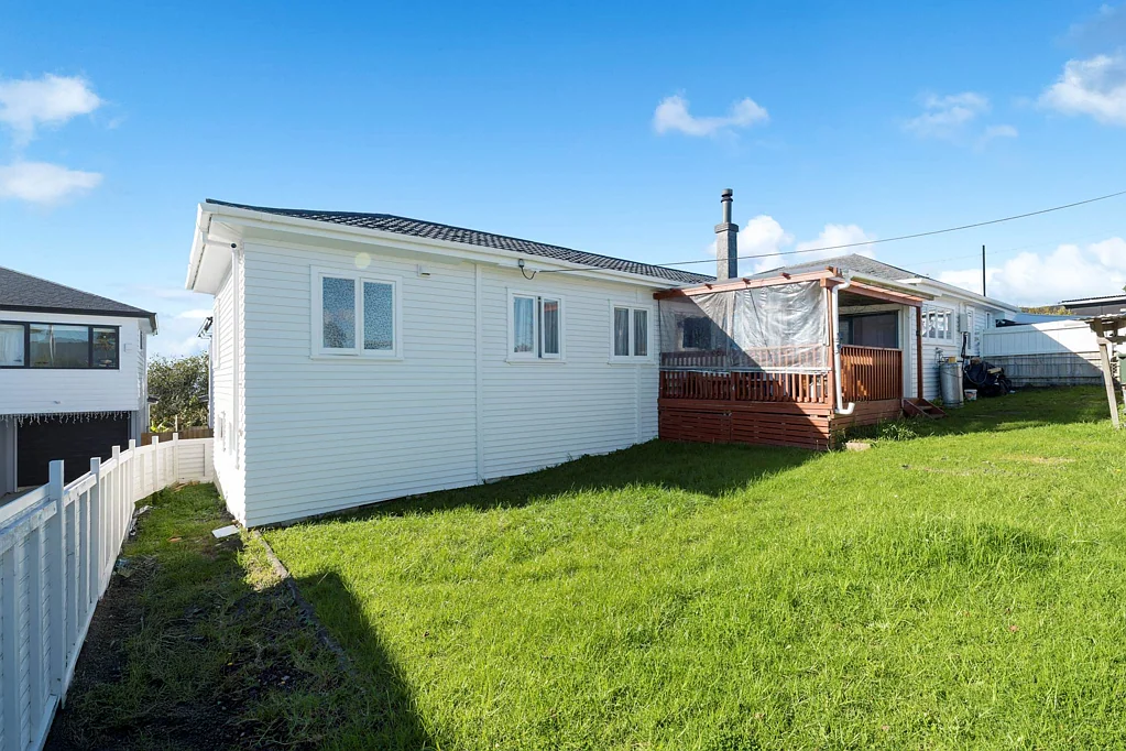 Glen Eden 4房  Freehold Section with Fully Renovated Home – P...