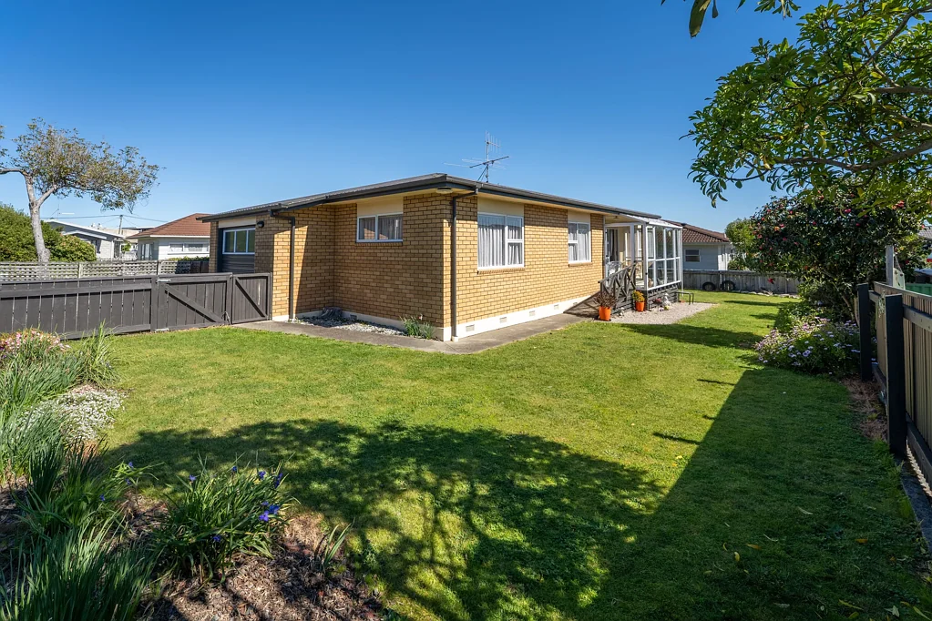 Richmond 2कमरा Genuine walking distance to the Mall