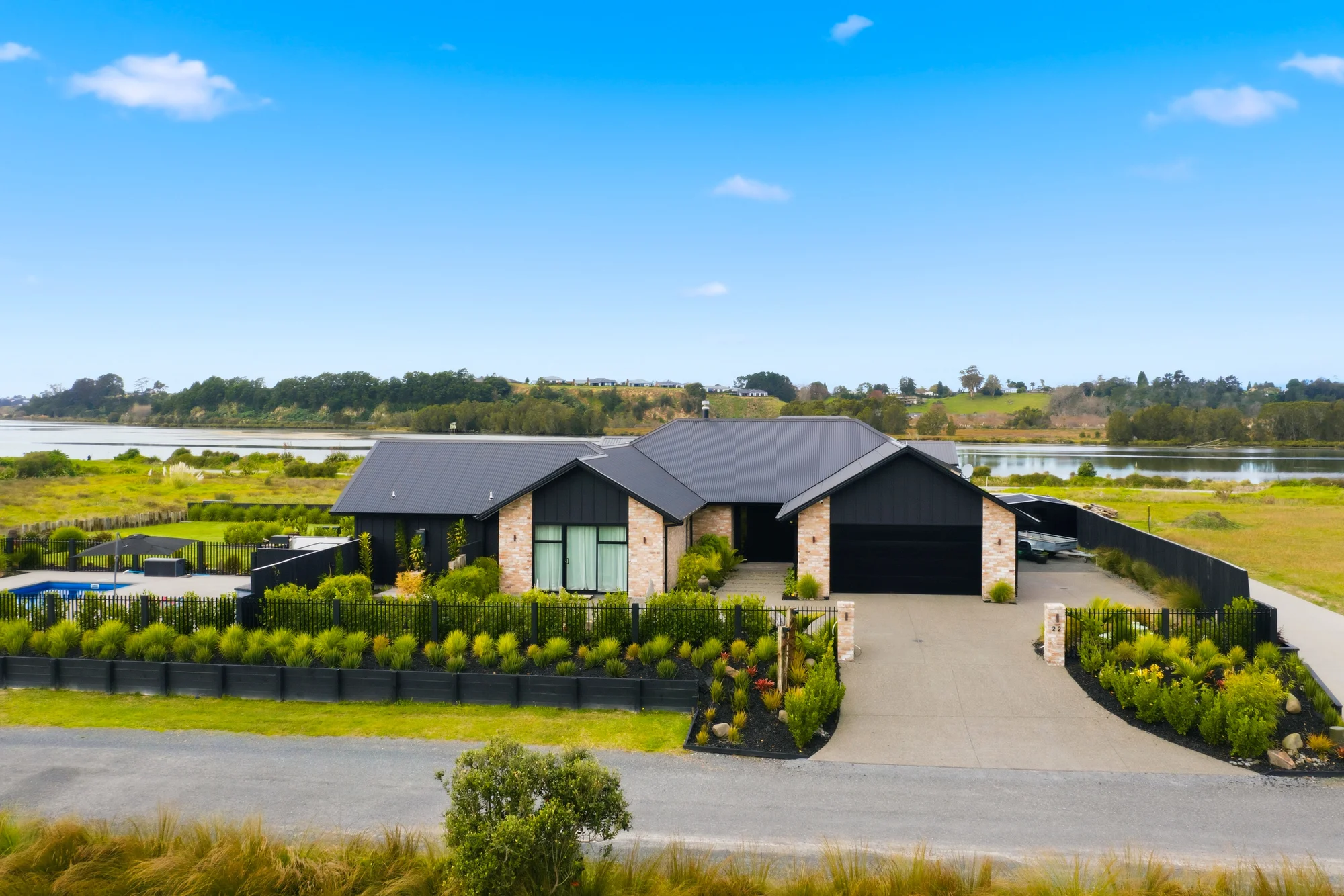 Te Puna 4غرفة نوم A waterfront masterpiece designed for living