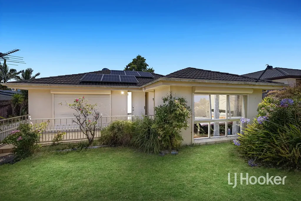 5 Strong Drive, Hampton Park, VIC 3976