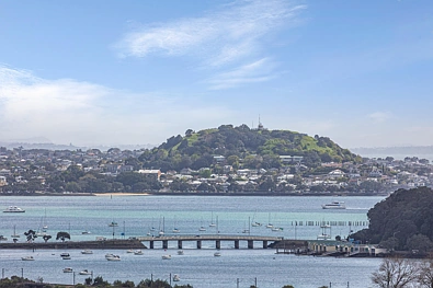Remuera 4 Bedroom After 35 Years, Owner says SELL!