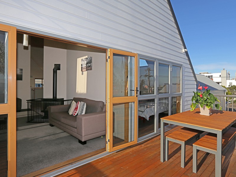 90 Charles Street, Westshore, Napier, 4 habitaciones, 2 baños