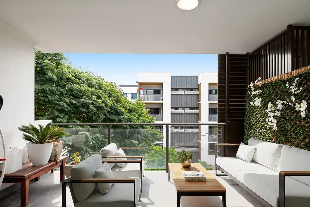 Lutwyche 2部屋 Spacious, Modern and Super Convenient - Priced to Sell! Enquire Now.