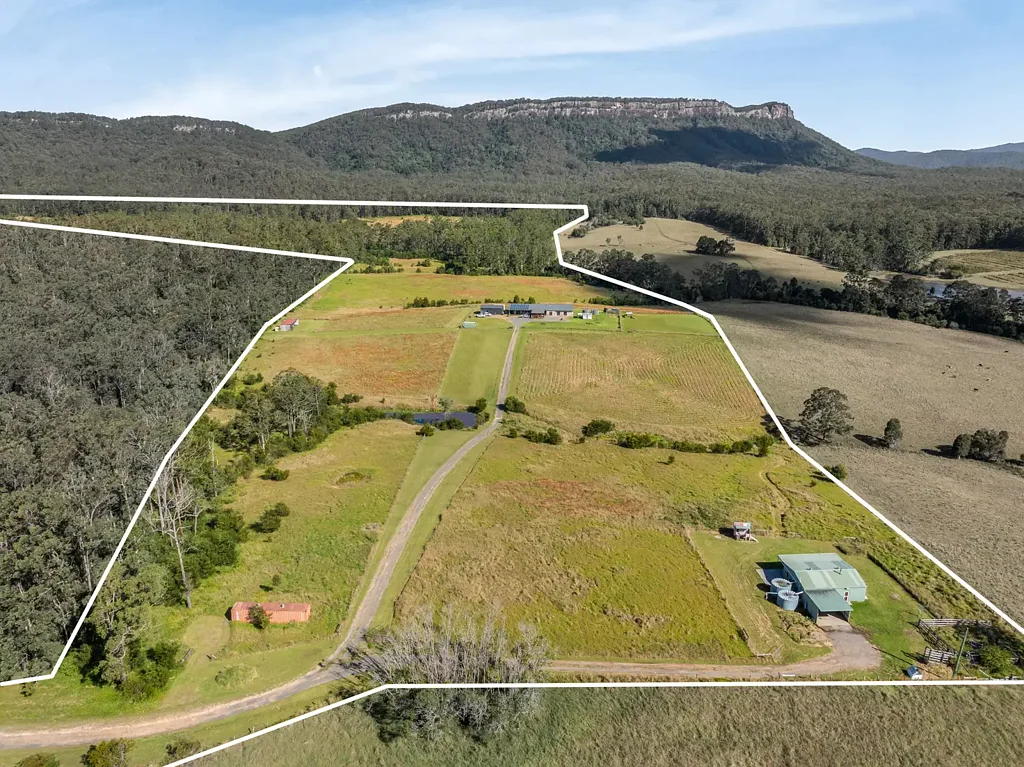 Wauchope Grazing Property with Luxury Homestead - Just Minutes from Town