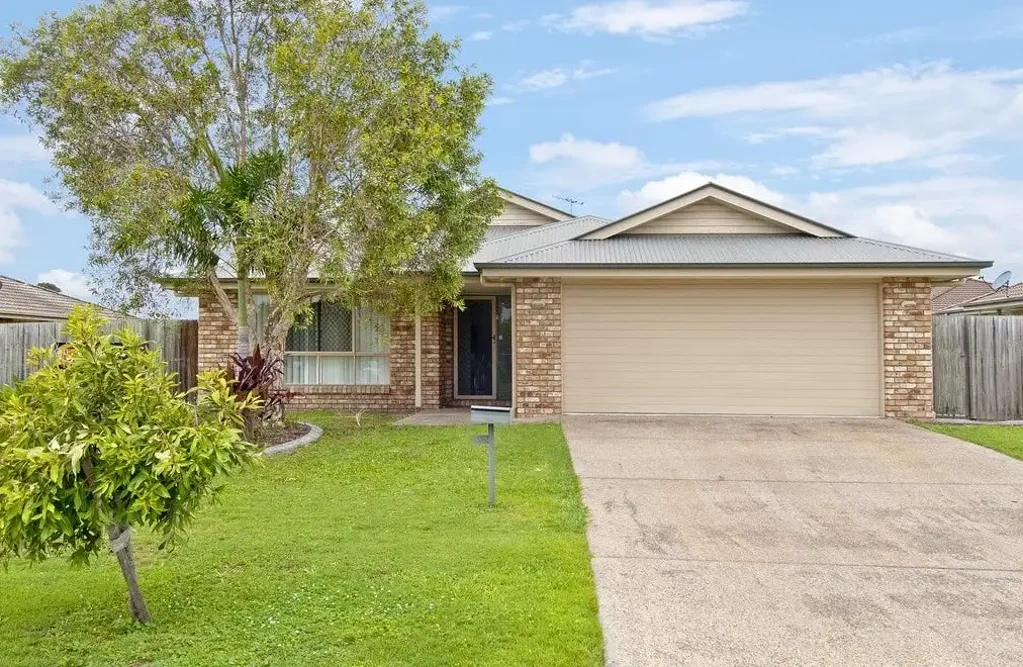 Well positioned family home in Eagleby!