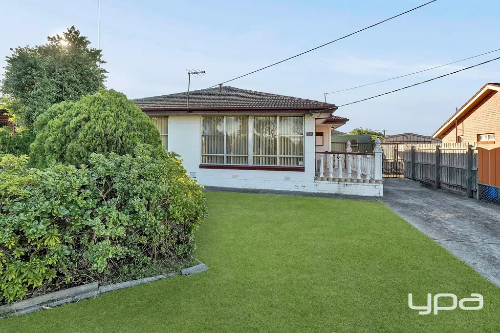 32 Almurta Avenue, Coolaroo, VIC 3048