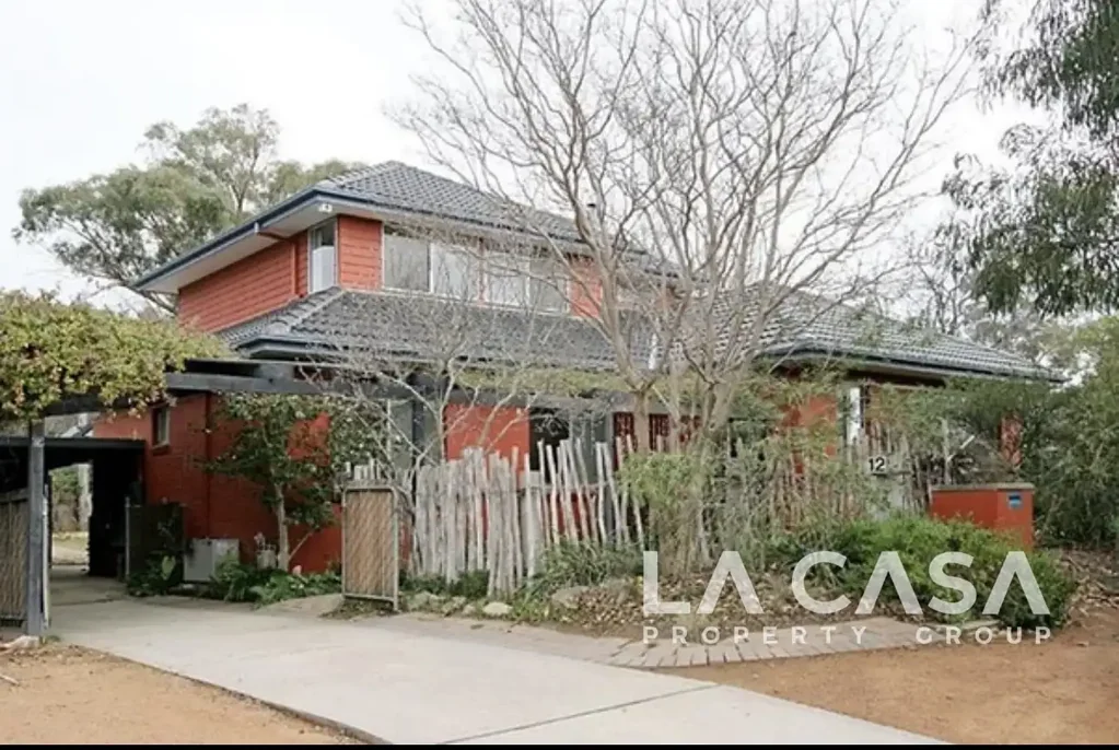 🌿 Spacious Family Home in Central Belconnen with Expansive Outdoor Living