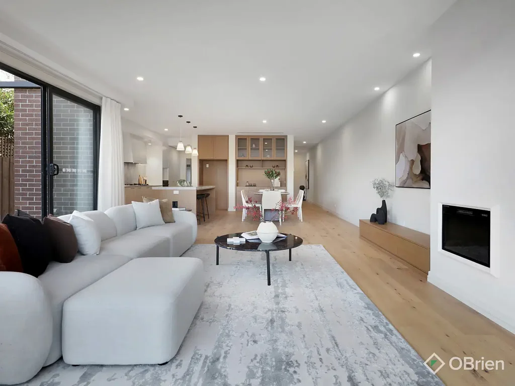 Bentleigh East 4ห้องนอน All-New with 2 Suites, 2 Living Zones & One of the best Zone Addresses!