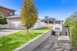 7 BURROWS AVE, Kanahooka