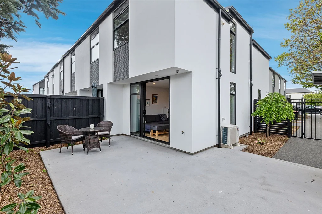 6/12 New Brighton Road, Shirley, Christchurch, Canterbury
