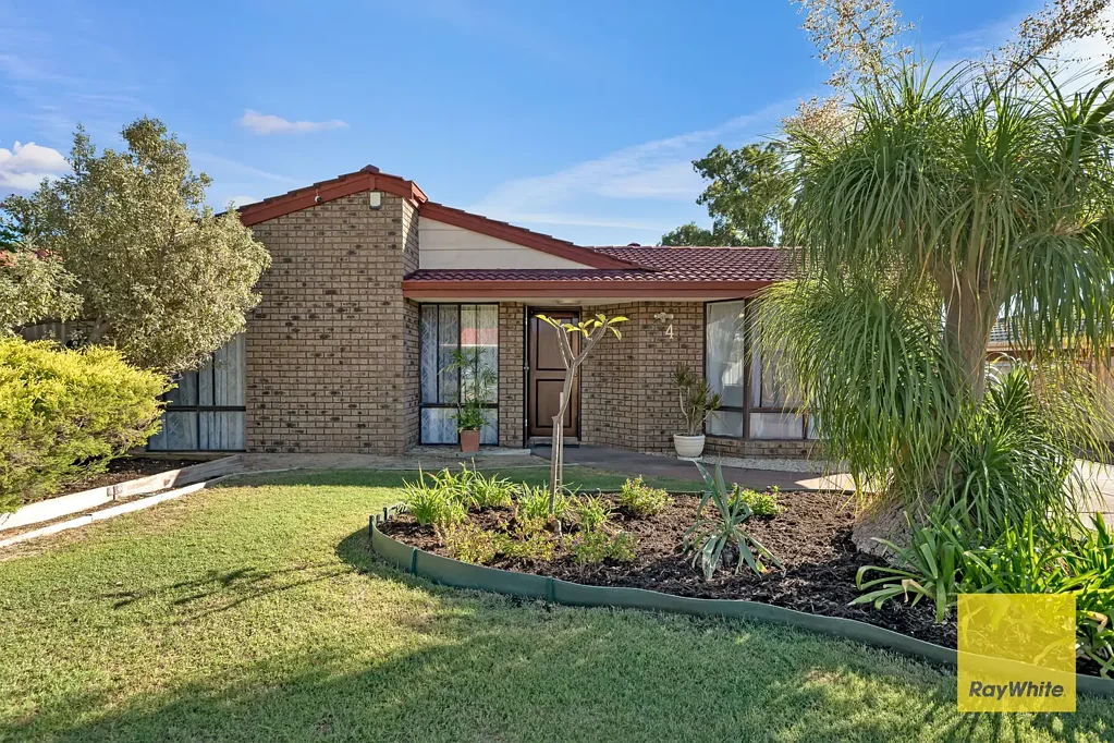 4 Crucis Close, Mirrabooka, WA 6061