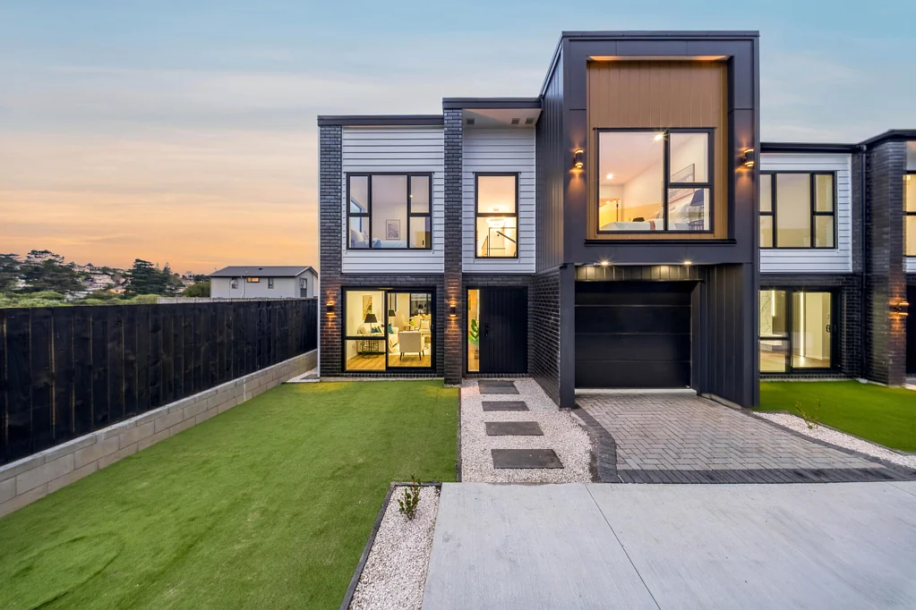 Pakuranga 4कमरा Tucked Away Luxury - Must Be Sold
